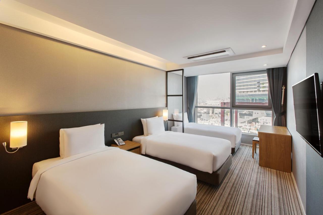Hotel Adela Busan Exteriör bild