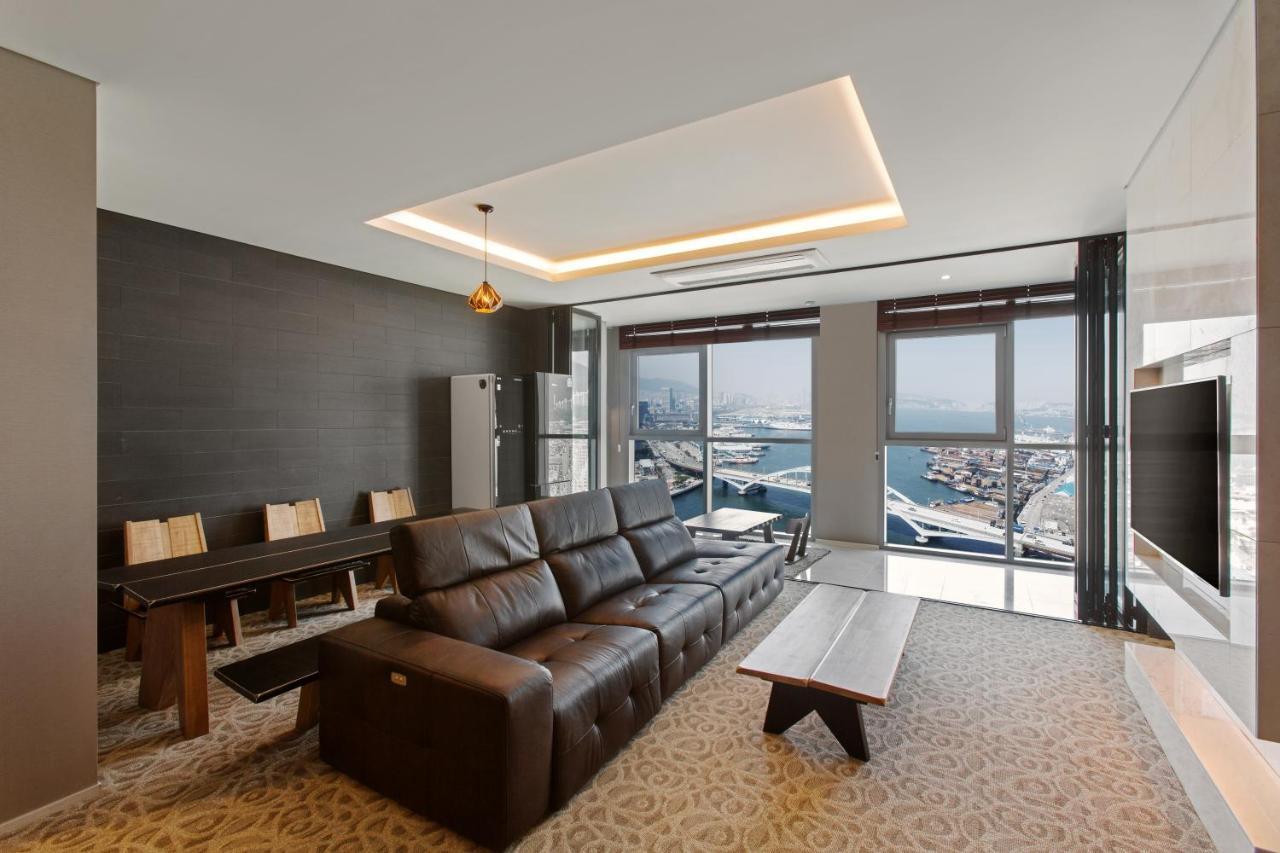Hotel Adela Busan Exteriör bild